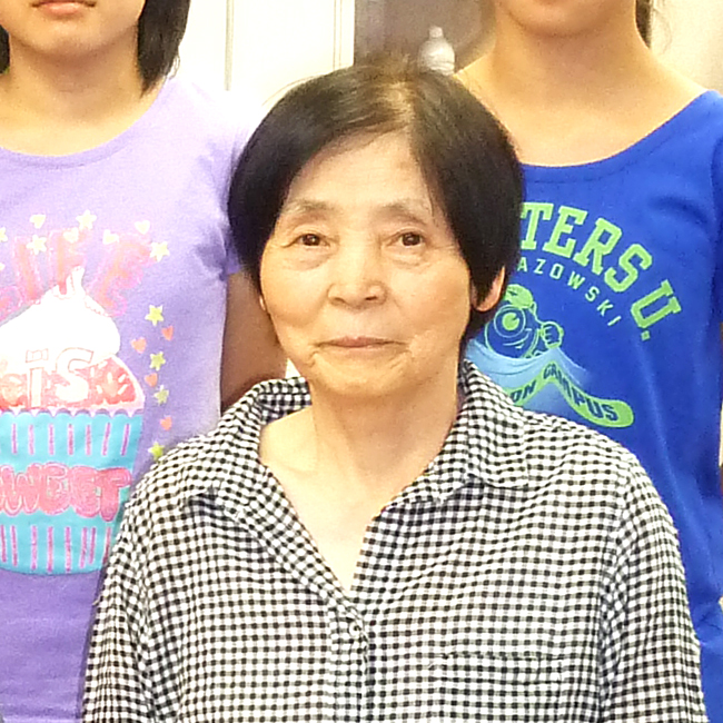 越中八尾の床屋さん　おわらの町の理容清水(富山市八尾町[理容室/理容店])　スタッフ写真(おかあさん)